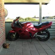 Suzuki RF 400