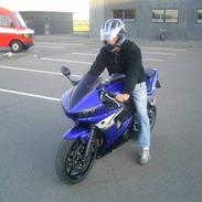 Yamaha R6 