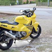 Honda cbr 600 f