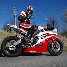 Yamaha YZF R6 [Solgt]