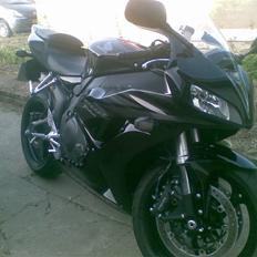 Honda cbr1000rr fireblade