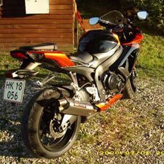 Suzuki GSX-R 750