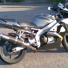 Kawasaki ZX6R  SOLGT