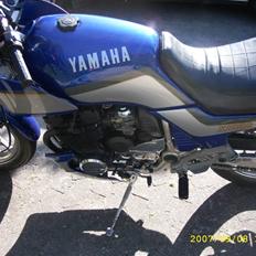 Yamaha xj 600