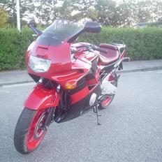 Honda CBR 600 F2 PC25