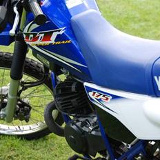 Yamaha DT175 (SOLGT)
