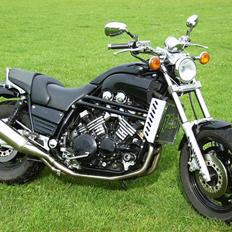 Yamaha V-MAX