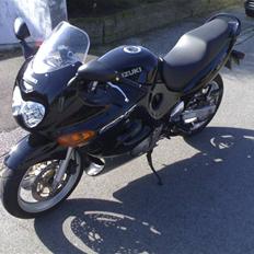 Suzuki GSX600 F