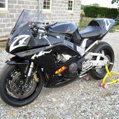 Honda trackblade 929 solgt