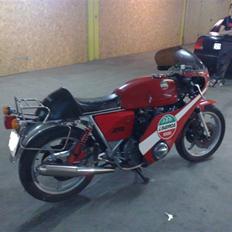 Laverda jota