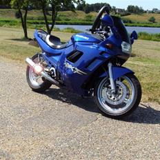 Suzuki GSX 600 F "Solgt"