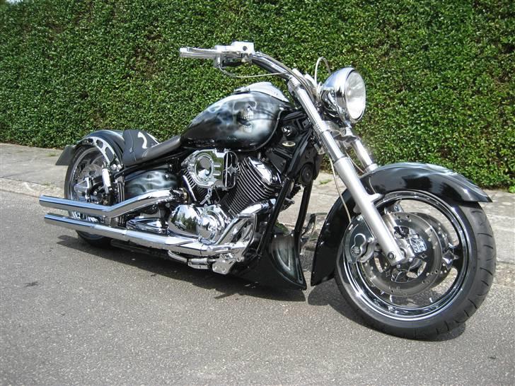 Yamaha XVS 1100 billede 1