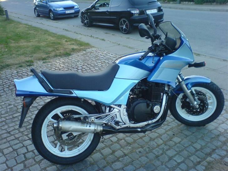 Suzuki GSX 550 ES - så blev den færdig og fin ser den ud:-) billede 8