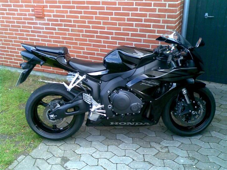 Honda CBR1000RR billede 3