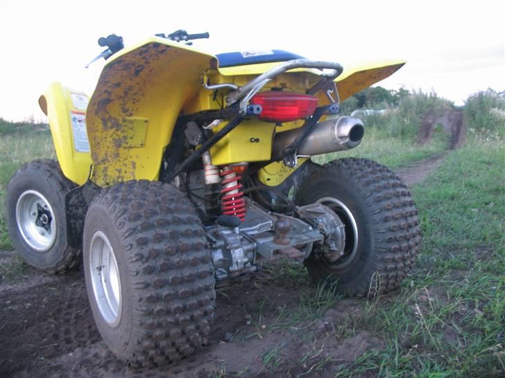 Suzuki LT-z250k7 billede 4