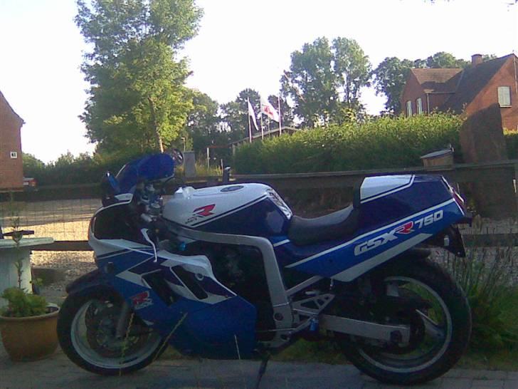 Suzuki gsxr 750 ER SOLGT billede 2