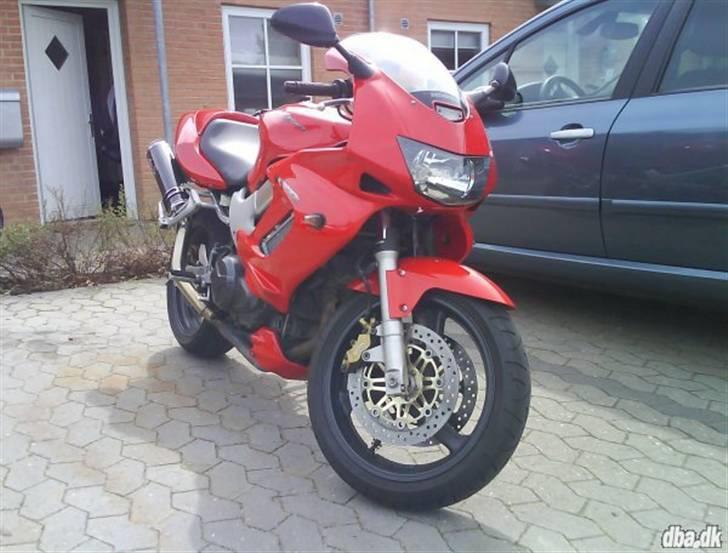 Honda vtr 1000 SOLGT billede 4