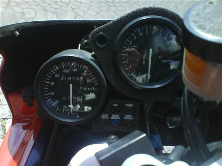 Honda CBR 400 RR NC 29 ***solgt*** - Cockpittet billede 3