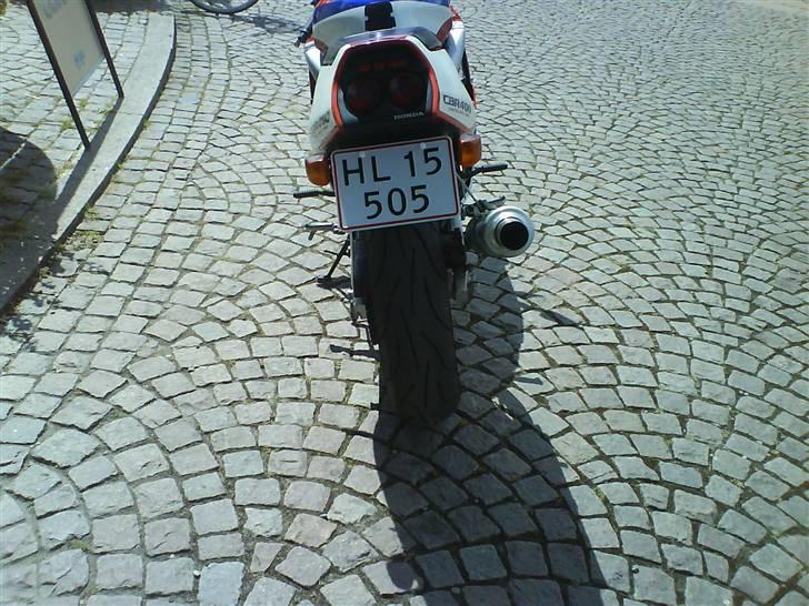 Honda CBR 400 RR NC 29 ***solgt*** - bagfra billede 4