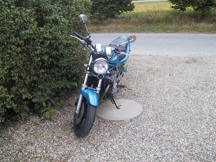 Suzuki gsf600 bandit n billede 2