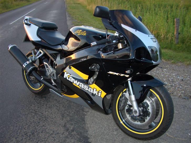 Kawasaki ZX7R Ninja (solgt) billede 11