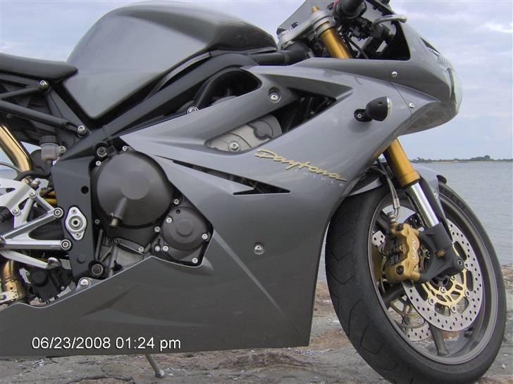 Triumph Daytona 675 (SOLGT)  billede 7