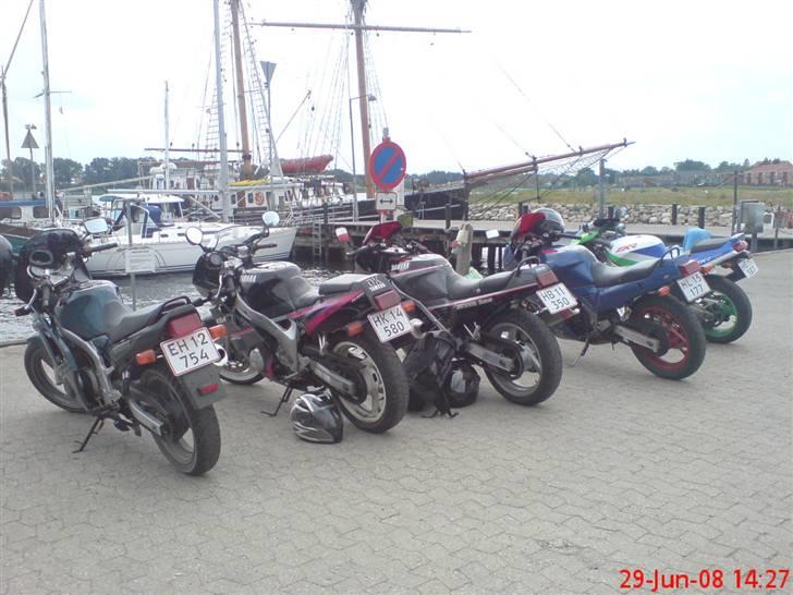 Yamaha FZ 750 Genesis - Træf med gutterne.. :P billede 7