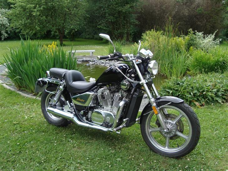 Honda shadow  vt. 700 billede 1