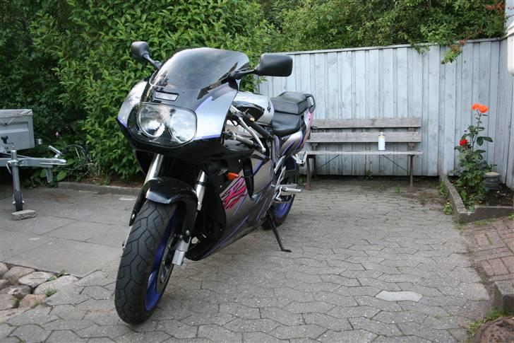 Suzuki GSXR 750WN *Solgt* billede 2