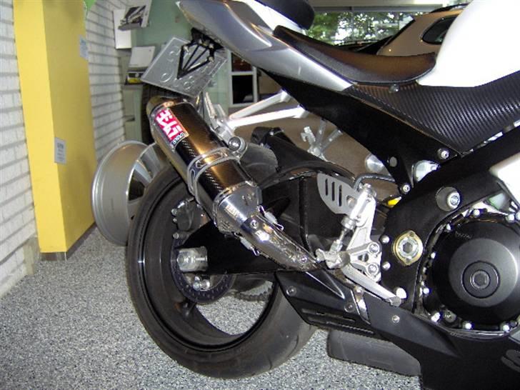 Suzuki GSX-R 1000 K8 (TIL SALG) billede 7