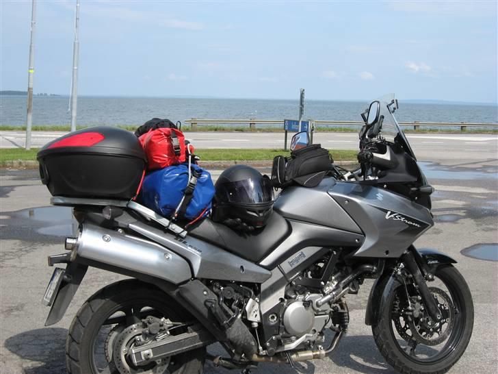 Suzuki DL 650A K7 V-Strom - Juli 2009 Med telt og sovepose billede 17