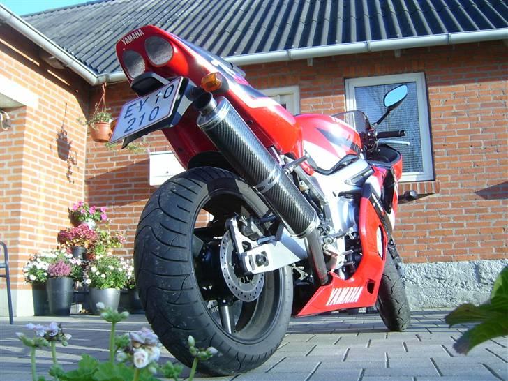 Yamaha R6  **solgt**  billede 2