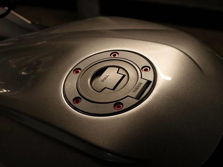 Yamaha YZF R6 *GPedition**SOLGT* billede 6