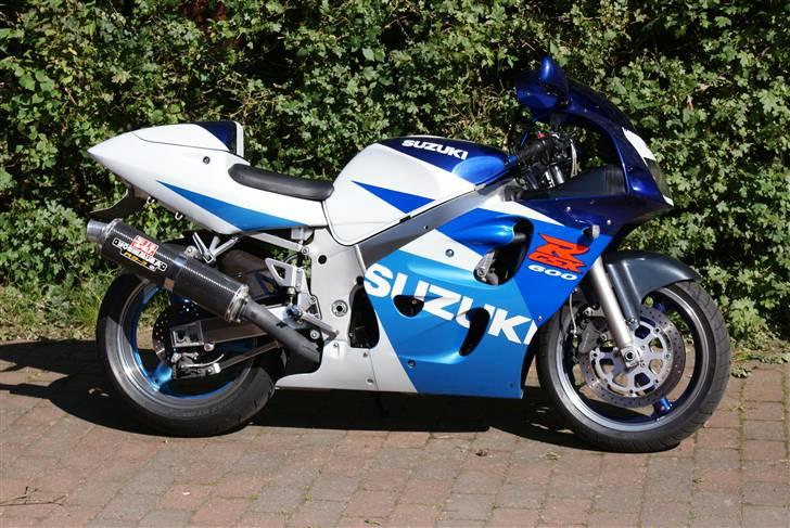 Suzuki gsxr 600  SOLGT billede 2