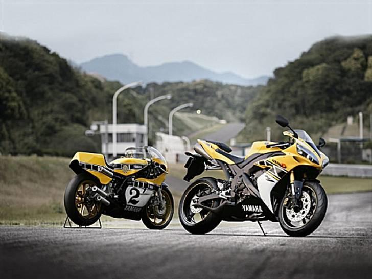 Yamaha R1 billede 19