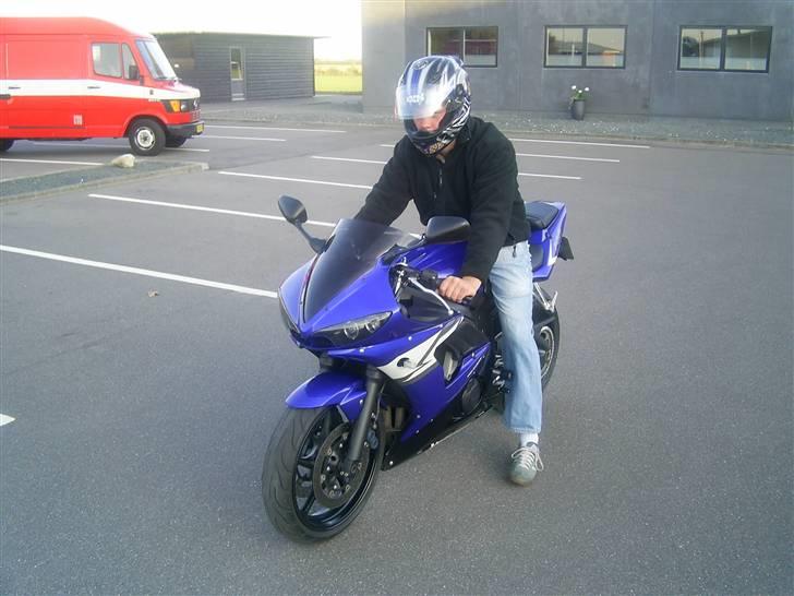 Yamaha R6  billede 1