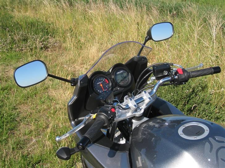 Suzuki GSF 650 Bandit - Ca. 50km på klokken her :o) billede 5