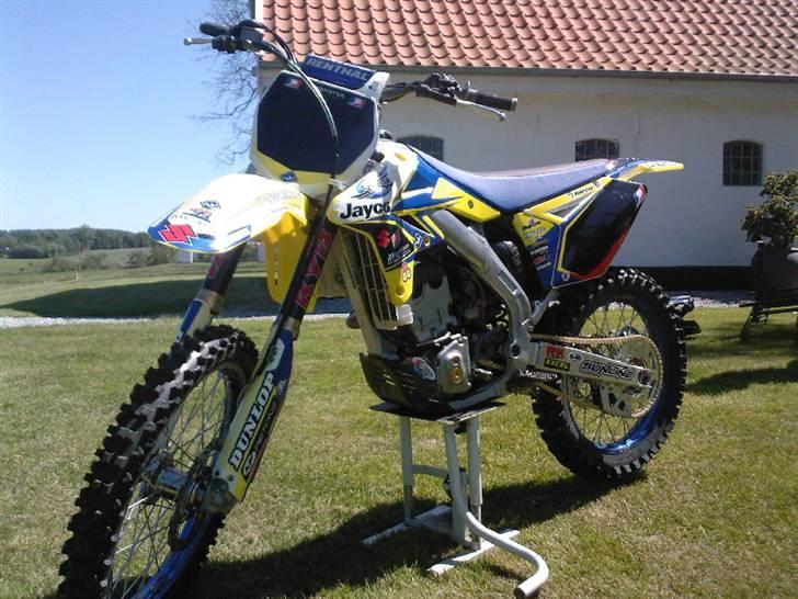 Suzuki RM-Z 250 k7 "byttet" billede 1