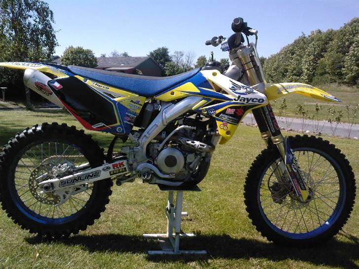 Suzuki RM-Z 250 k7 "byttet" billede 4