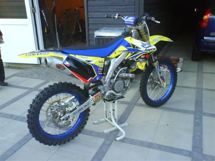 Suzuki RM-Z 250 k7 "byttet" billede 8