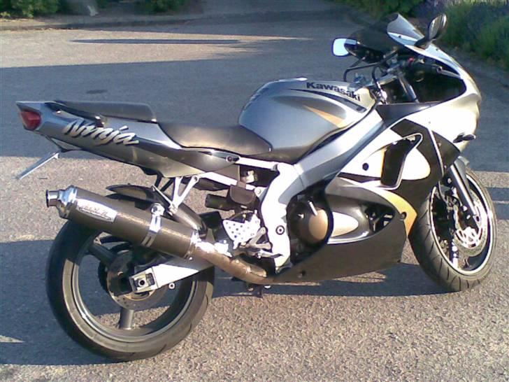 Kawasaki ZX6R  SOLGT billede 1