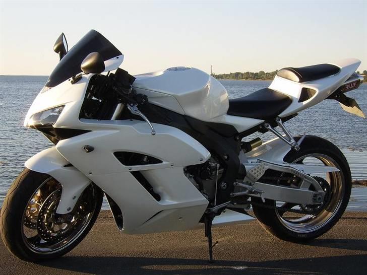 Honda CBR1000RR Fireblade billede 8