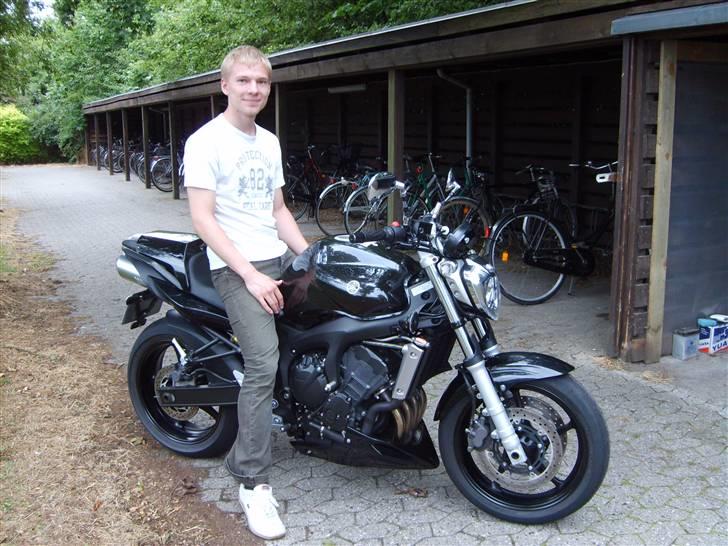 Yamaha FZ6-N   - Den passer perfekt til mine 178 cm.  billede 5