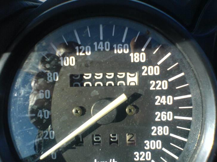 Kawasaki ZZ-R 1100 - Lidt tætter på :o) billede 5