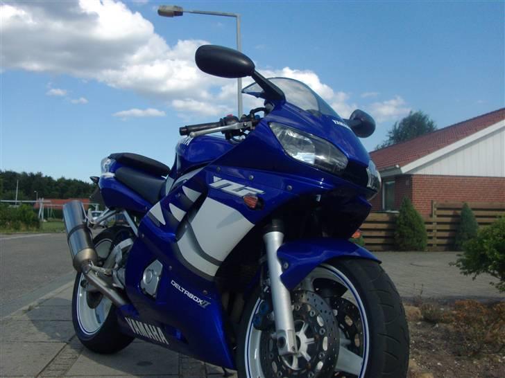 Yamaha YZF R6 *SOLGT* billede 1