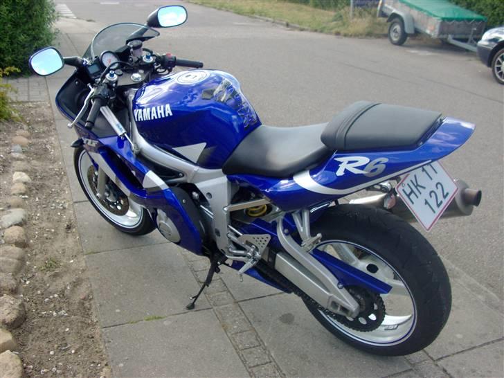 Yamaha YZF R6 *SOLGT* billede 8