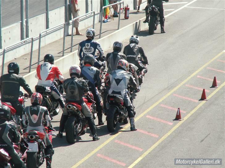 Kawasaki ZX6 RR Baneracer #SOLGT# - Sturup 5 juni billede 10