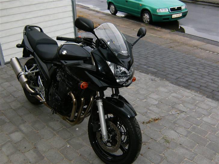 Suzuki Bandit 650 SK5 billede 3