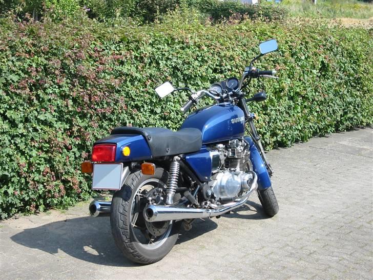 Suzuki GS  850 G - med ombetrukket sæde billede 9