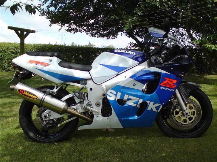 Suzuki gsx-r 600 billede 1